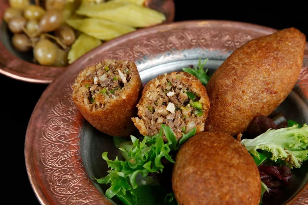 İÇLİ KÖFTE KIZARMIŞ ADET