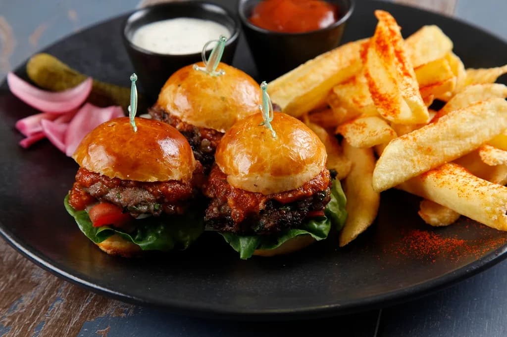 Mini İtalyan Burger Tabağı