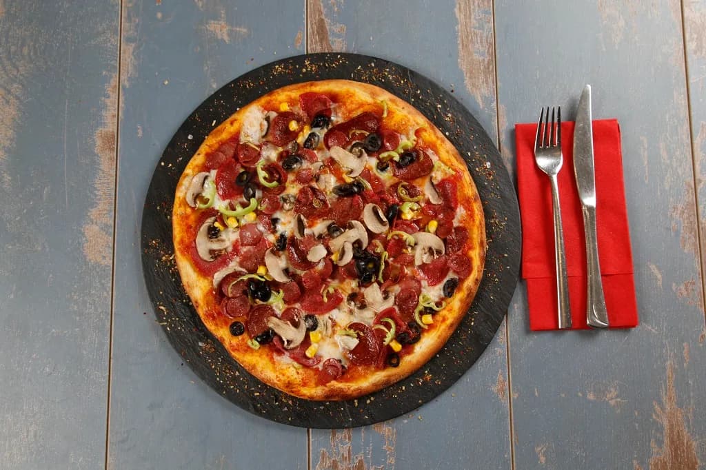 Pizza Mista