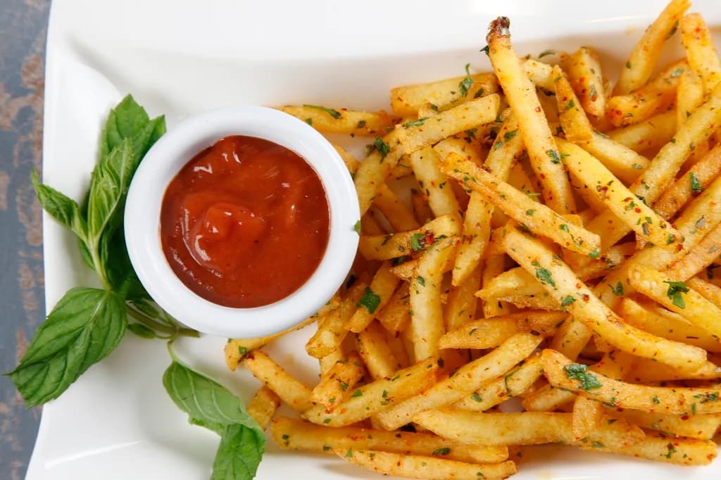 YARIM PORSİYON Baharatlı Patates