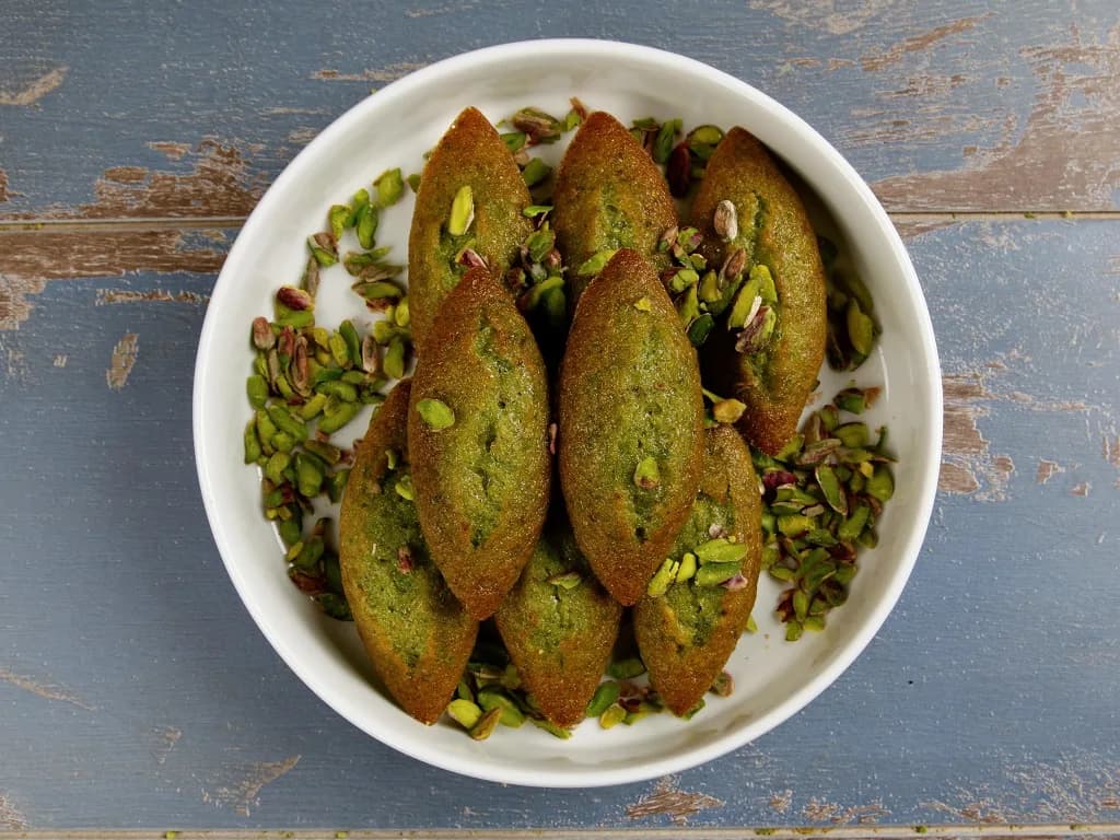 Fıstıklı Mekik KG